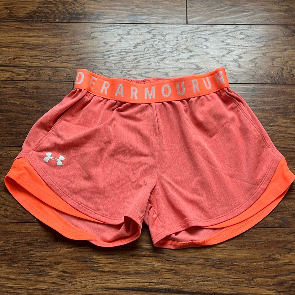size xs, under armor loose athletic shorts